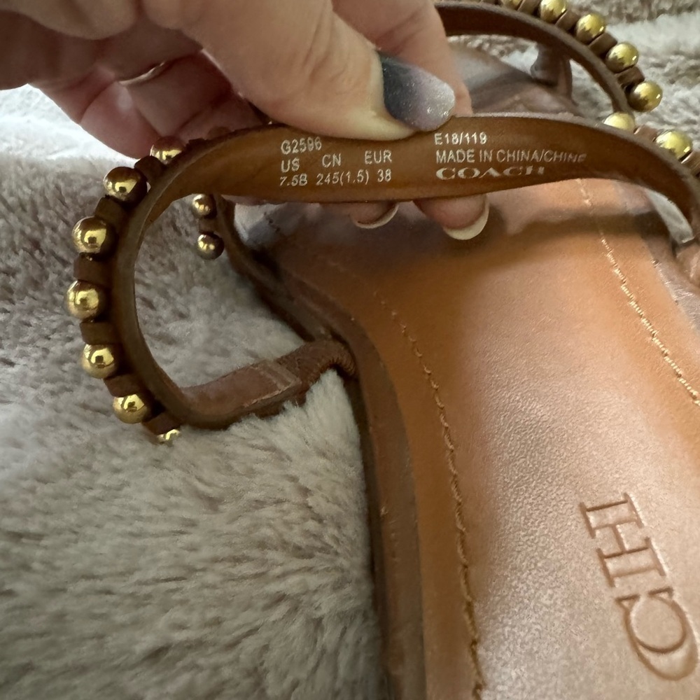 Coach Sandals with gold accents - Picture 3 of 6
